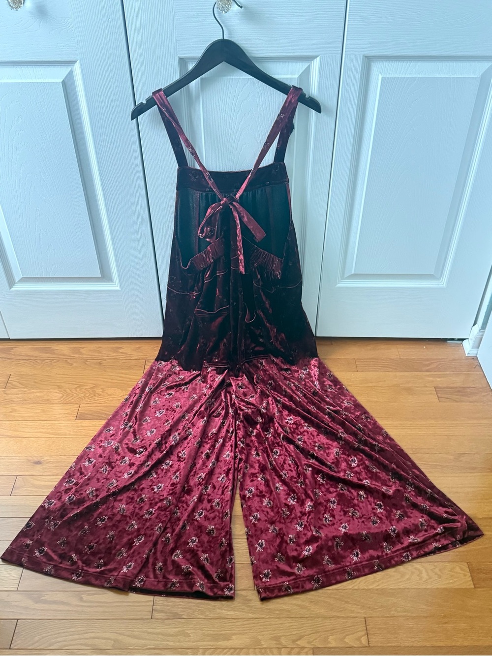 Natural Life Dakota Wide Leg Jumpsuit in Burgundy Floral - Picture 3 of 4